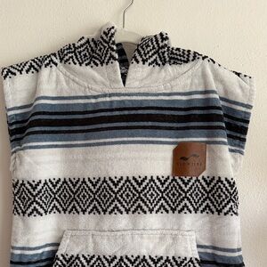 Slowtide Hooded Baja Poncho - White, Black & Blue Stripes